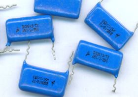 510nF/250V r=15mm SIEMENS KONDENSATOR (MKT)