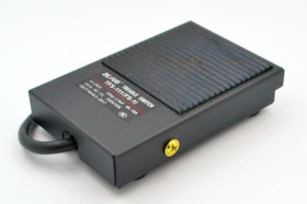 FS-1 przełącznik nożny bez osłony ON-(ON)