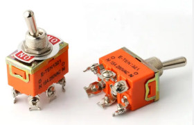 PRZEŁĄCZNIK DŹWIGIENKOWY E-TEN1321 (KN3C-202) 15A/250V PODWÓJNY ON-ON BRĄZOWY (PRZEL018-BR15)