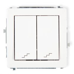 Mechanizm łącznika podwójnego schodowego