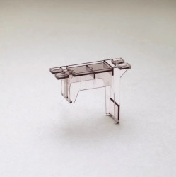 Adapter do montażu przekaźnika serii 46 na płycie montażowej / obudowie 046.05