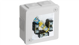 Puszka Natynkowa Z Zaciskami 6 Wlotów Viplast Vp-22 Biała Ip55 86X86x40mm 022-51