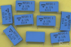 8,3nF/1600V r=20mm KONDENSATOR (MKT)