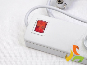 Listwa zasilająca przeciwprzepięciowa 5 gniazd 1,5m PSF3-501 ELGOTECH