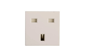MOSAIC Gniazdo pojedyncze z/u 13A standard brytyjski białe 077505