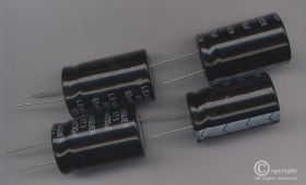 4700uF/63V/105C 25x42mm KONDENSATOR ELEKTROLITYCZNY