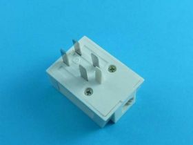 PRZEJŚCIE TELEF.PL-USA (WTYK) PT3-HQ 817