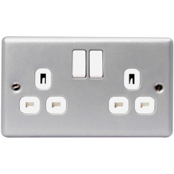 BG Electrical MC522-01 Metal Clad Switched Socket 2-Gang 13A