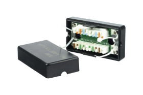 Łącznik natynkowy kabla UTP kat 5e, zaciskany nożem krosowniczym EM/FA-757K-C5E-BK