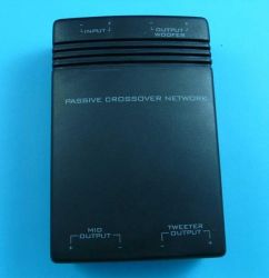 ZWROTNICA GŁOŚNIKOWA 100W 3-WAY 4 OHM