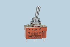 Przełącznik NKK Switches długość przełącznika 17.5mm