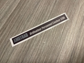 Amstrad 128k Colour main badge FRANCAIS