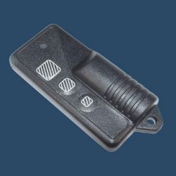 P-11B/3-ABS OBUDOWA 62x29x10 Z FOLIĄ 3-PRZYCISKI