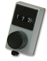 SPECF-L10DIGS Licznik do 10 obrotowych potencjometrów - satynowy, 3 cyfry