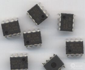 24C16 DIL8 UKŁAD SCALONY