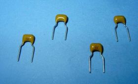 2,2nF KOND.MONOLITYCZNY (100SZT)