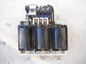 Przekaźnik przeciążeniowy PCE-235 zakres 25-30A 500V 50Hz