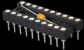 IC socket, 20-pin, with blocking capacitor