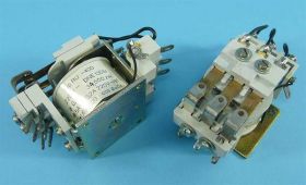 RU-410-220 230VDC 3PDT PRZEKAŹNIK