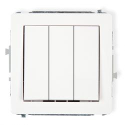 Mechanizm łącznika potrójnego