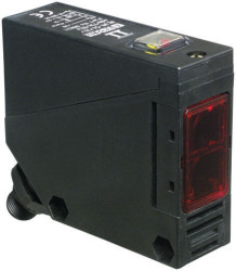 Czujniki fotoelektryczne Dyfuzyjny w obudowie prostokątnej Pepperl + Fuchs z wyjściem przekaźnikowym zakres 800 mm