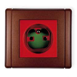 Gniazdo pojedyncze 2P+Z DATA z kluczem