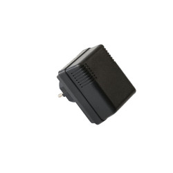 KM47BK Obudowa Czarna 70x52x47