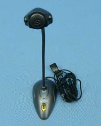 MIKROFON Z PODSTAWKĄ QUER