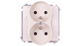 Simon Basic Gniazdo Podwójne Z/U 16A Ip20 Z Przesłoną Torów Beżowe Bmgz2mz.01/12