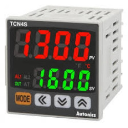 Ekonomiczny regulator temperatury 48x48mm PID 100-230VAC TCN4S-24R