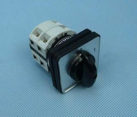 TK-256/3 25A 3P 7,5kW PRZEŁ.KRZYWK.BO