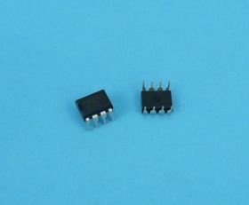 UM-3561 DIP-8 UMC POZYTYWKA UKŁAD