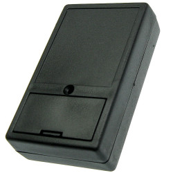 Z55 Obudowa Czarna 28x63x104 ABS Z klapką na baterie