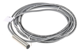 Czujnik zbliżeniowy M12 Indukcyjny 4 mm BALLUFF Wpuszczany 12 → 30 V DC długość 53mm Gwintowany