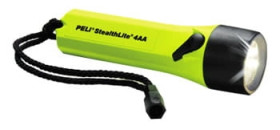 PELI 2400 Latarka ręczna z żarówką ksenonową 45lm