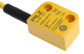 Bezdotykowy wyłącznik bezpieczeństwa, 24 V DC, IP67, IP6K, IP9K, 26,4 x 37 x 18 mm, Kategoria 4 (EN ISO 13849-1), Pilz