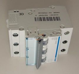 MBN320E Wyłącznik nadprądowy B20A 3-pol. Hager