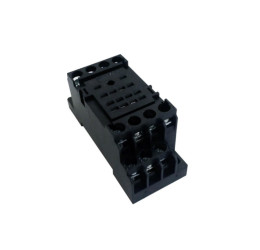 PODSTAWKA PRZEKAŻNIKA 94.92.3 finder 4 PARY STYKÓW R4