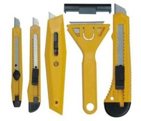 Nożyki z ostrzem łamanym do tapet kpl.5szt