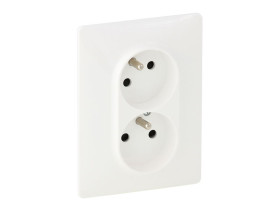 VALENA LIFE Gniazdo pojedyncze z uziemieniem typu monoblok z przesłoną białe 16A 250V 753186 LEGRAND