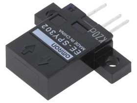 Czujnik fotoelektryczny odbiciowy z reflektorem o zasięgu 5m, konfiguracji wyjścia NPN, trybie pracy DARK-ON EE-SPY302
