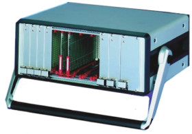 Uchwyt, typ: Uchwyt do przenoszenia, do użytku z: Obudowa 19 cali compacPRO typu Desktop