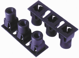 Mocowanie zatrzaskowe stelażu