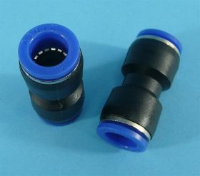 ŁĄCZNIK PROSTY 12mm