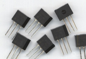 Z0405MF (X0405MF) 4A 600V 5mA TO-202 TRIAK