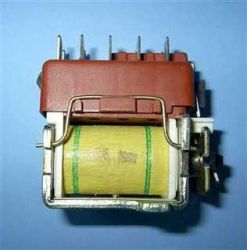 110VAC 16A/250V E3250 2-ROZW./2-ZWIE.