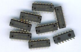 7414 HD74LS14P DIL14 UKŁAD SCALONY