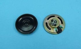 0,70' 23mm 8 OM/0,5W h=4mm PLASTIK