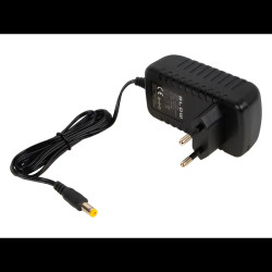 Zasilacz 18V/1A wt. DC 5,5/2,1 (+) wtyczkowy BLOW / 71-228