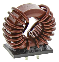 Dławik skompensowany 500 μH 35A Otwór przezierny ±30% Przewlekany 1.7mΩ Rdc rdzeń ferrytowy